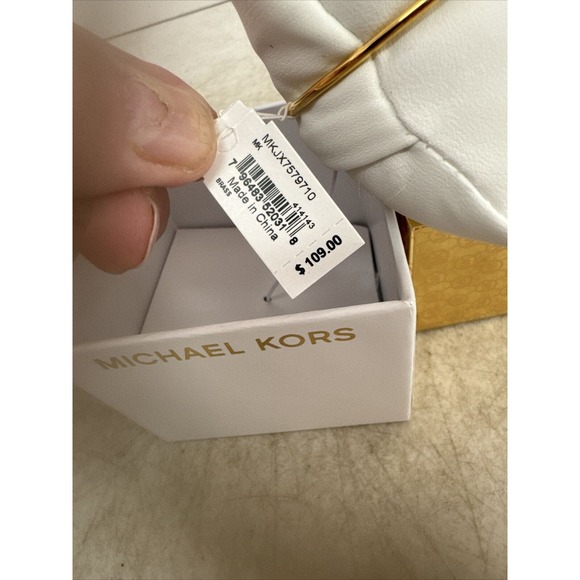 NWT MICHAEL KORS MKJX759710 GOLD-TONE LOGO HEART CHARM BRACELET - Picture 6 of 6